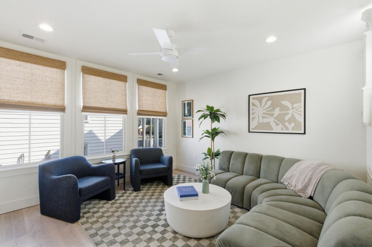 4 President Place Photo 10