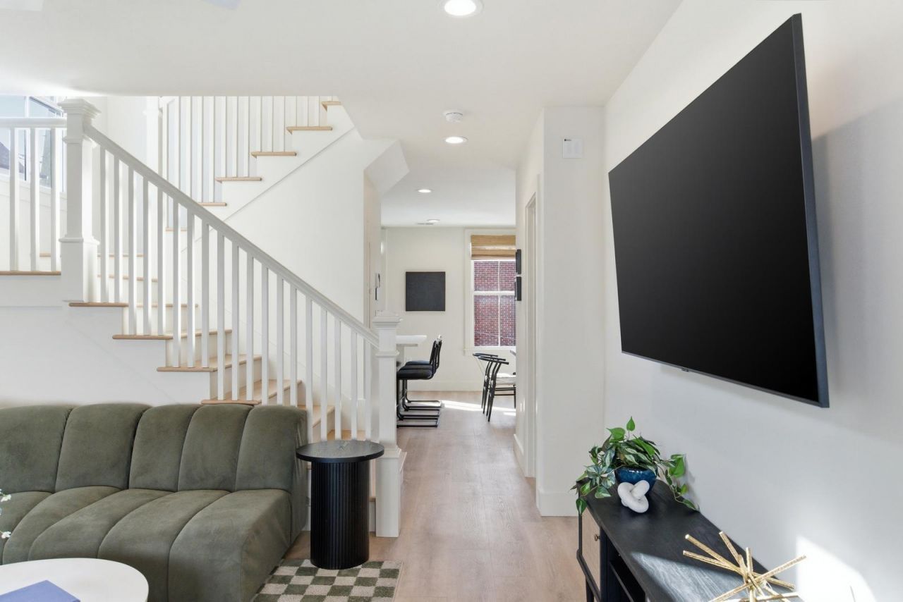 4 President Place Photo 13