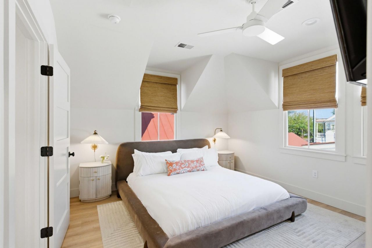 4 President Place Photo 25