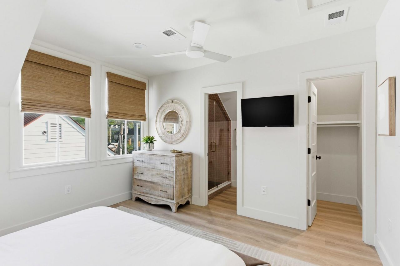 4 President Place Photo 26