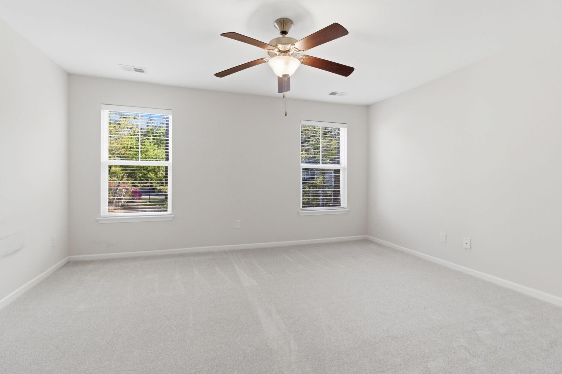 7890 Skillmaster Court Photo 30