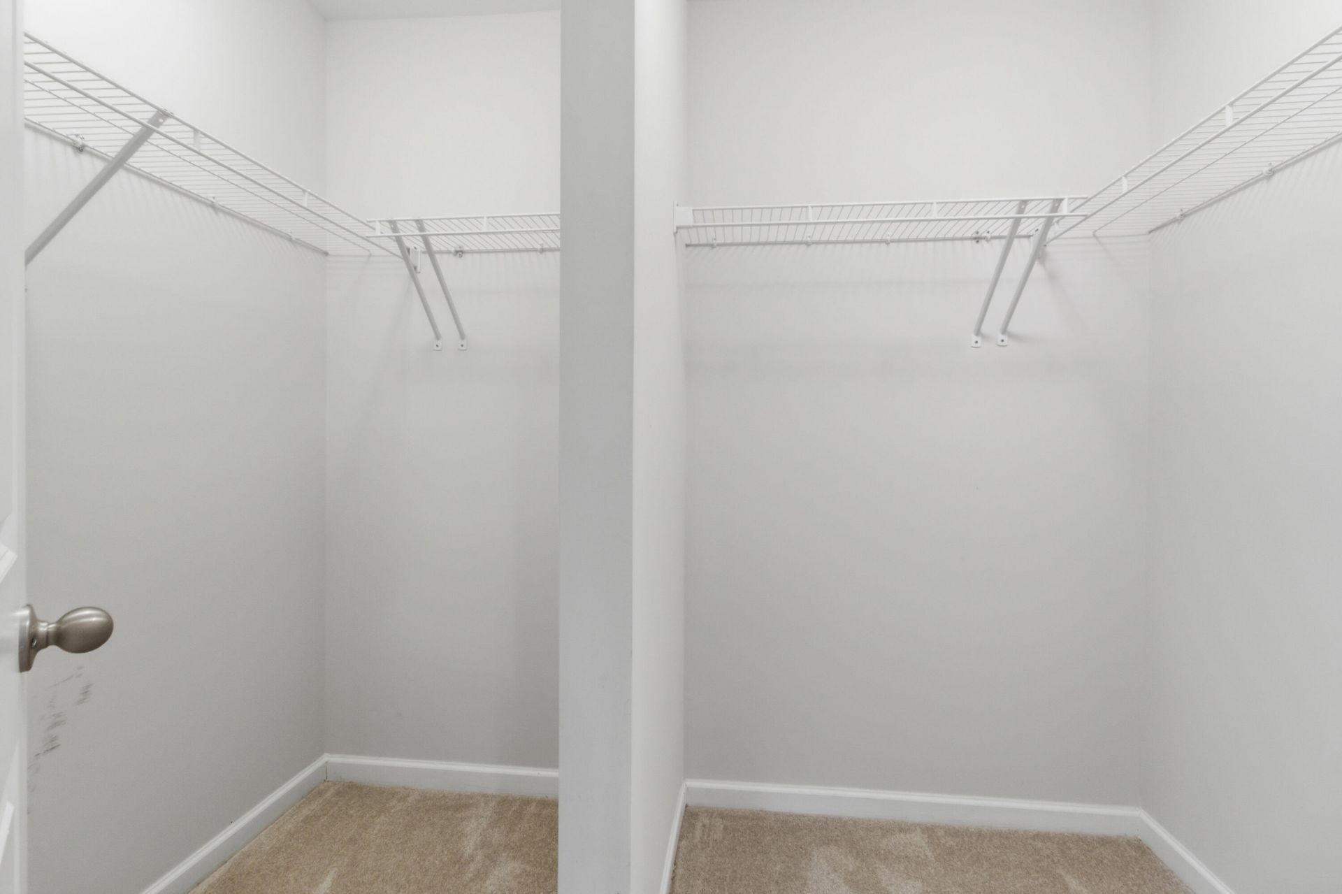 7890 Skillmaster Court Photo 35