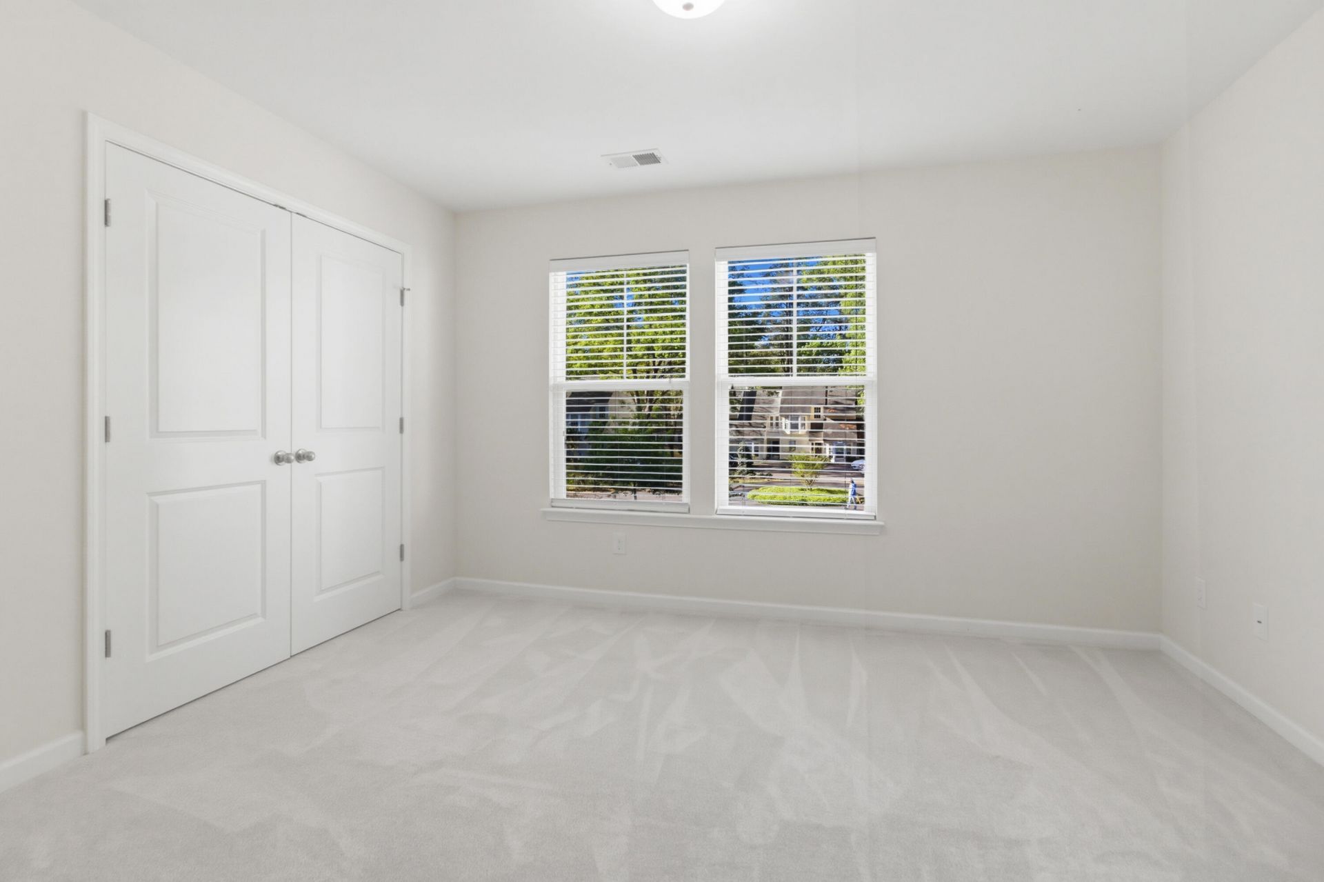 7890 Skillmaster Court Photo 38