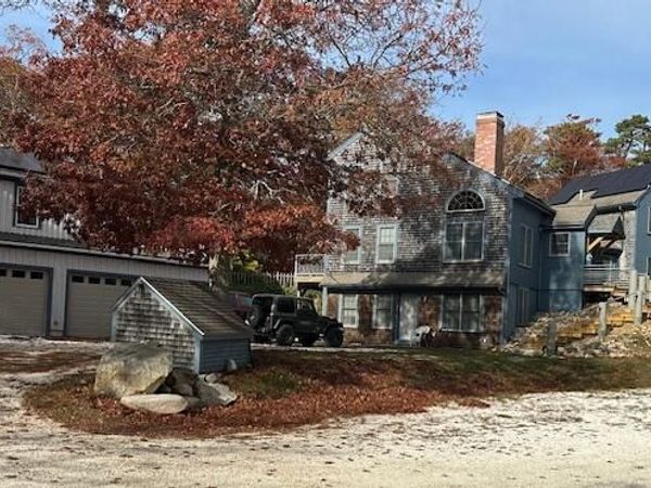 2 Maple Swamp Road , East Sandwich, MA 02537