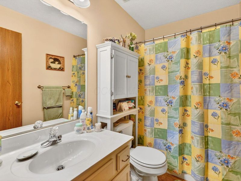 510 Circle Drive, London, OH 43140 Photo 17