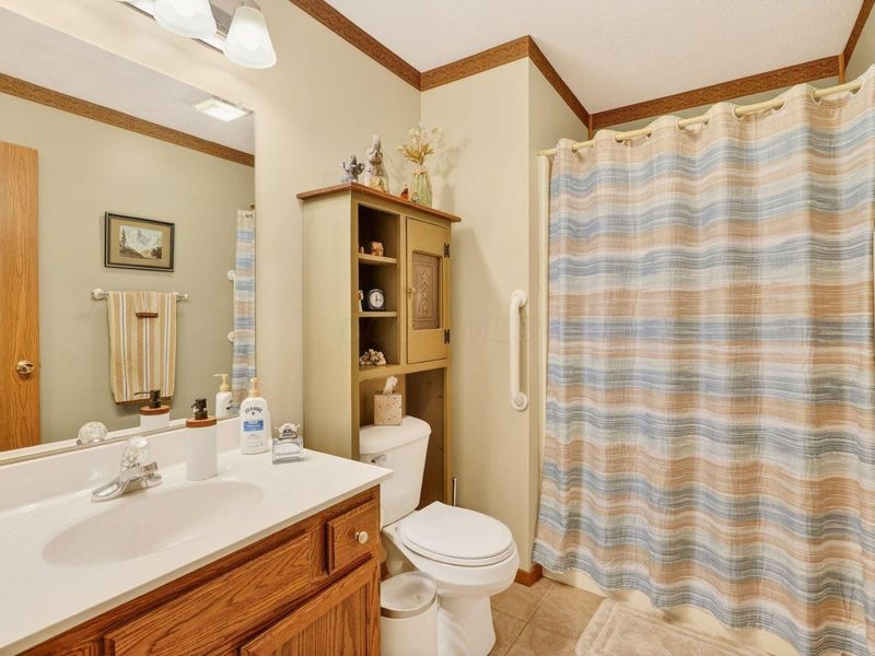 510 Circle Drive, London, OH 43140 Photo 18