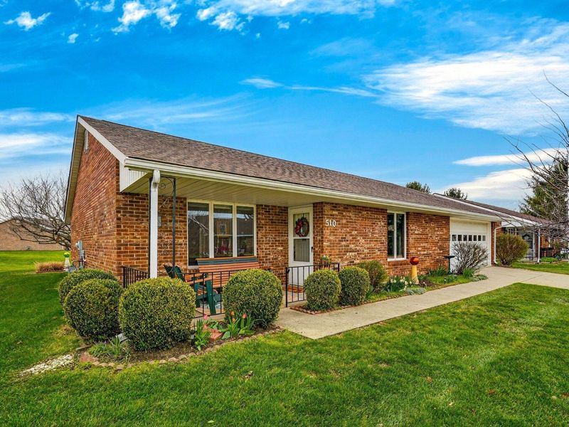 510 Circle Drive, London, OH 43140 Photo 2