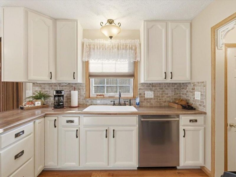 14100 Old Mansfield Road, Mount Vernon, OH 43050 Photo 10