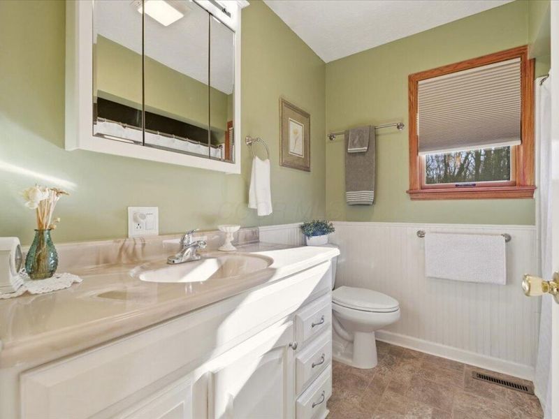 14100 Old Mansfield Road, Mount Vernon, OH 43050 Photo 13