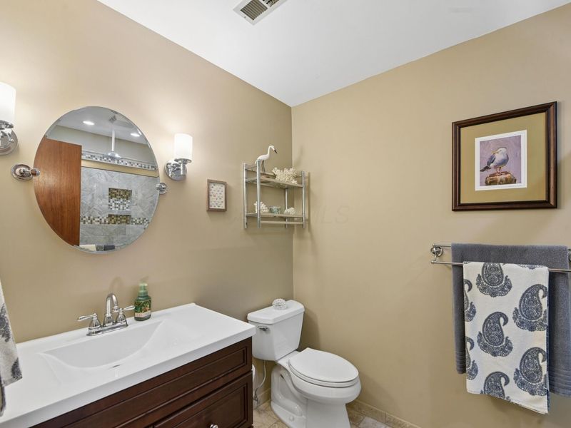 1681 Van Blaricum Road , Cincinnati, OH 45233 Photo 23