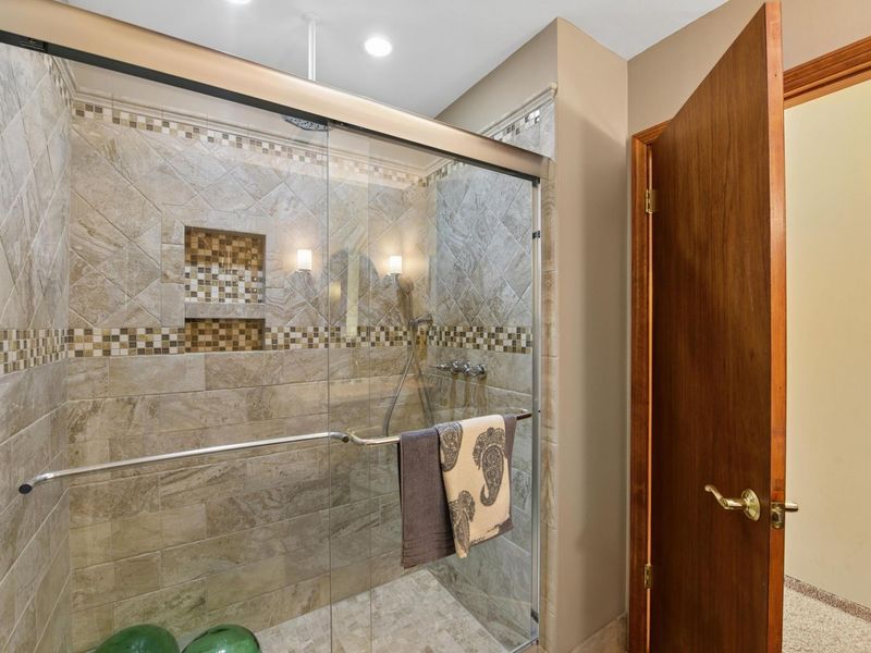 1681 Van Blaricum Road , Cincinnati, OH 45233 Photo 24