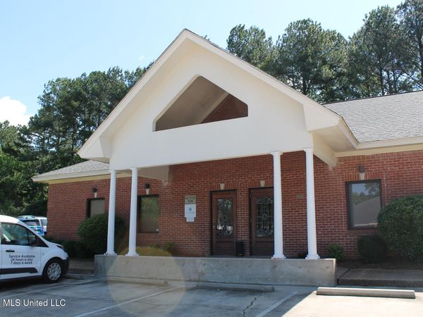875 Northpark Drive, Ridgeland, MS 39157