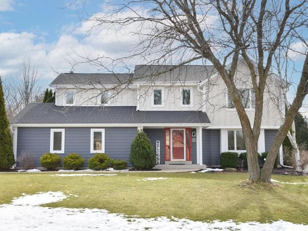 W173N5132 Mulberry LANE, Menomonee Falls, WI 53051