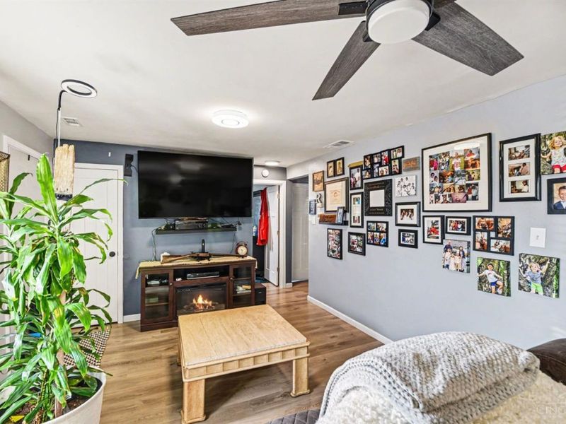 8241 Georgianna Drive, Cincinnati, OH 45239 Photo 2