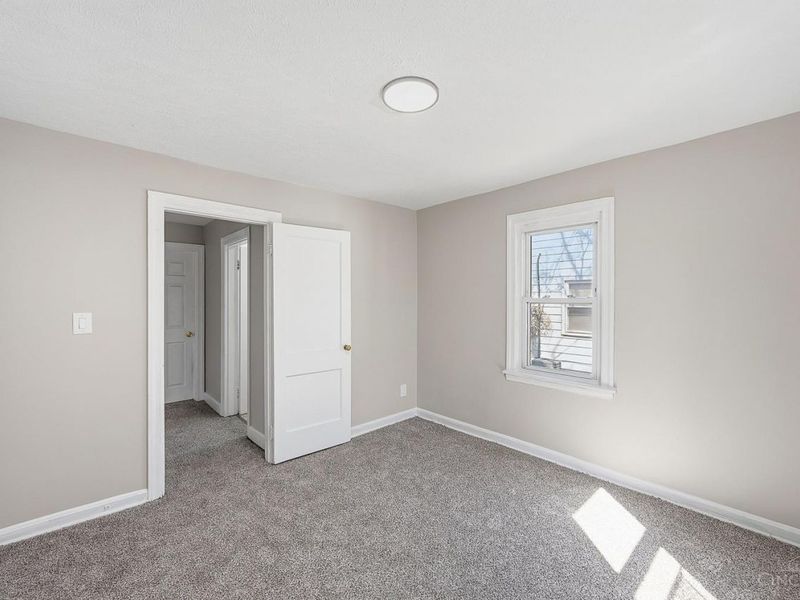 2021 Carolina, Middletown, OH 45044 Photo 16