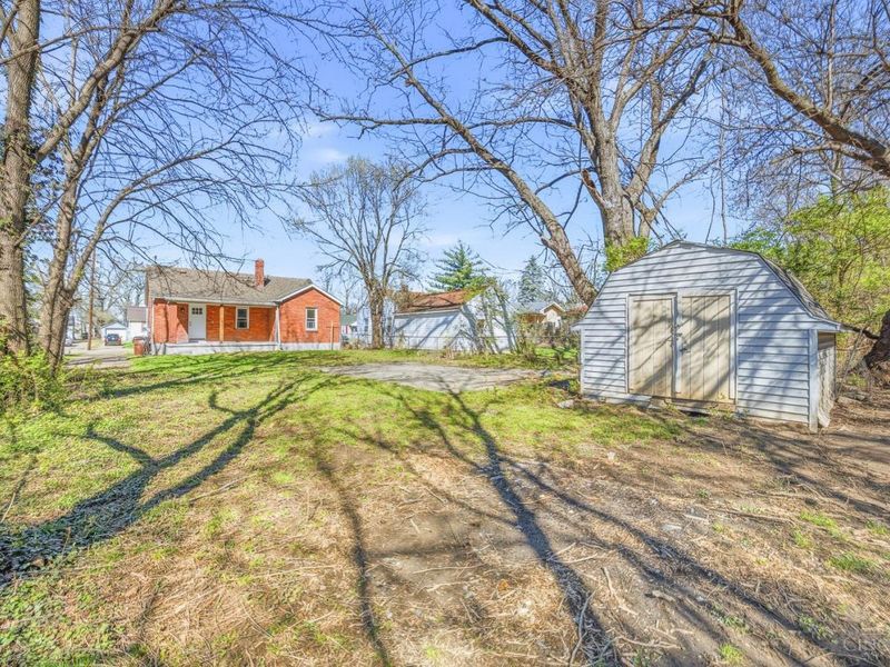 2021 Carolina, Middletown, OH 45044 Photo 5