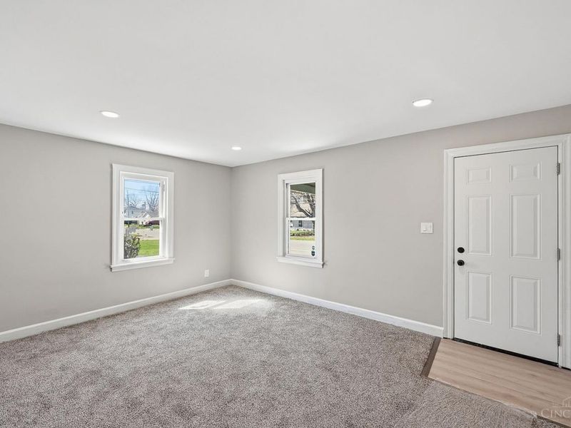 2021 Carolina, Middletown, OH 45044 Photo 8