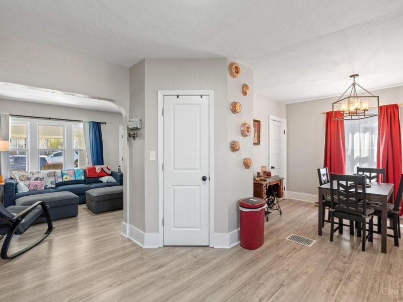 41 N Westview Avenue, Dayton, OH 45403 Photo 9