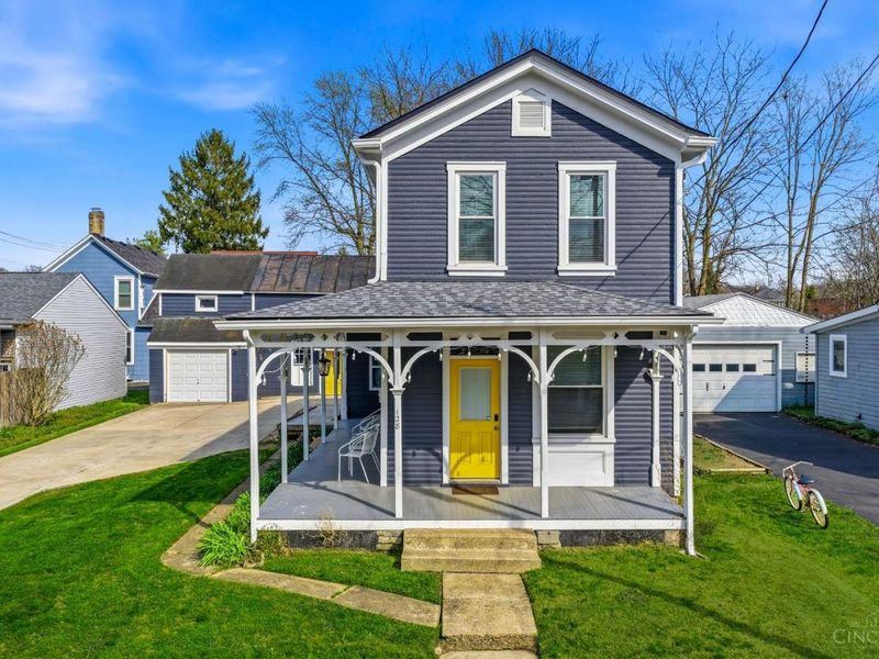 128 N Wall Street, Loveland, OH 45140 Photo 2