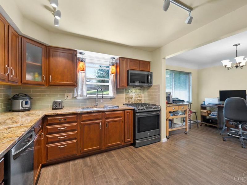 4073 Mantell Avenue, Sycamore Township, OH 45236 Photo 10