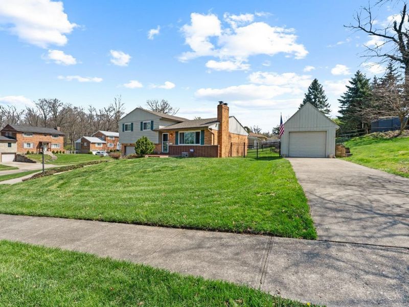 4073 Mantell Avenue, Sycamore Township, OH 45236 Photo 3