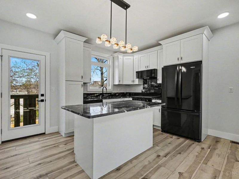 5532 Dunning Place, Cincinnati, OH 45227 Photo 6