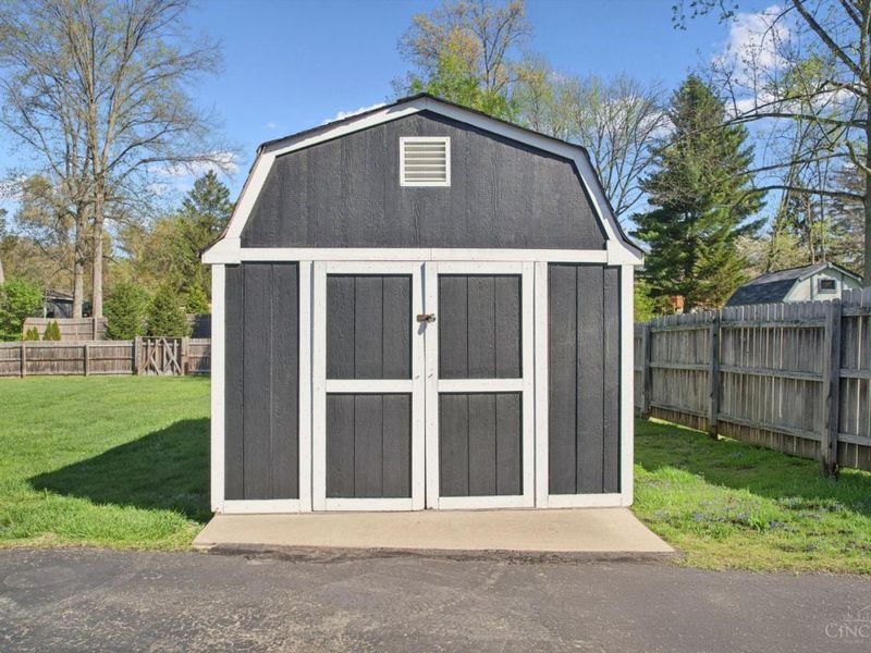 496 E Elm Drive, Pierce Twp, OH 45255 Photo 10