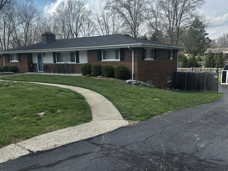 496 E Elm Drive, Pierce Twp, OH 45255 Photo 2