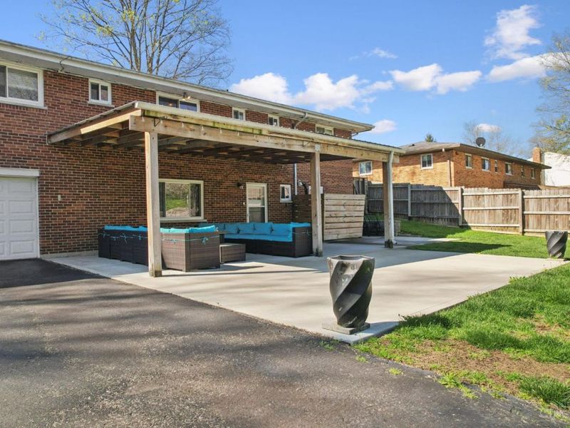 496 E Elm Drive, Pierce Twp, OH 45255 Photo 6