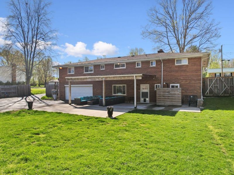 496 E Elm Drive, Pierce Twp, OH 45255 Photo 9