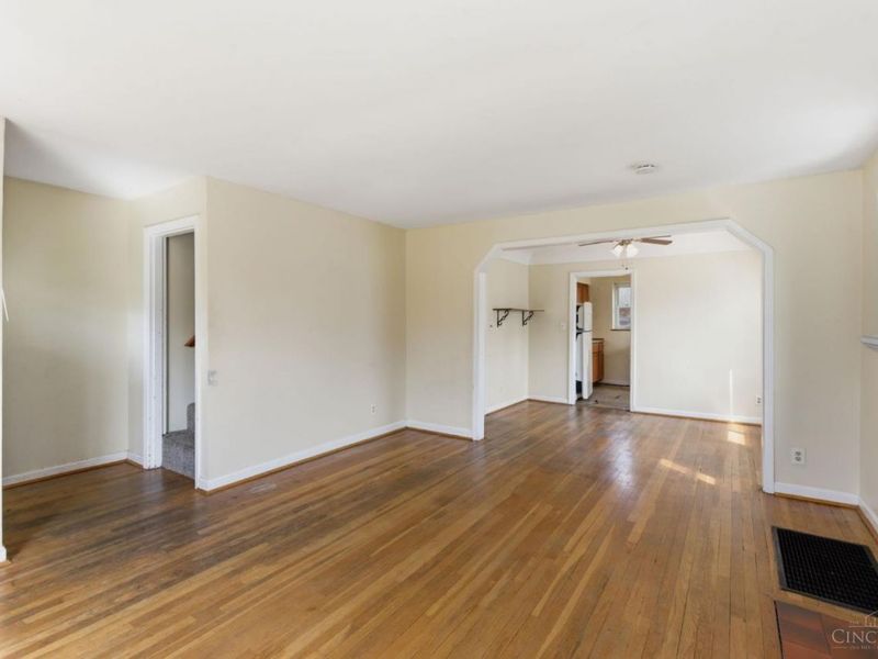 7124 Sanoma Avenue, Madeira, OH 45243 Photo 3