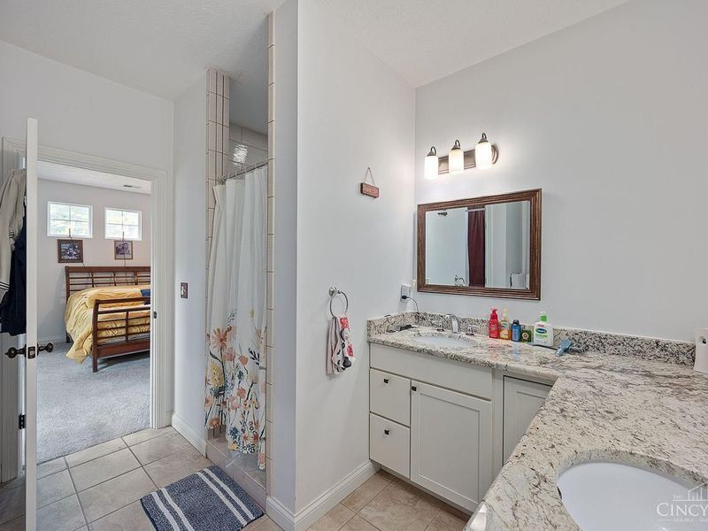 7389 Southside Avenue, Madeira, OH 45243 Photo 11