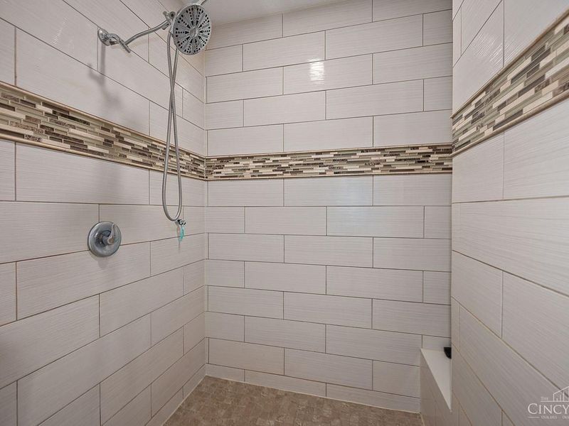 7389 Southside Avenue, Madeira, OH 45243 Photo 12