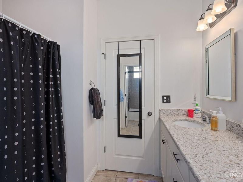 7389 Southside Avenue, Madeira, OH 45243 Photo 13