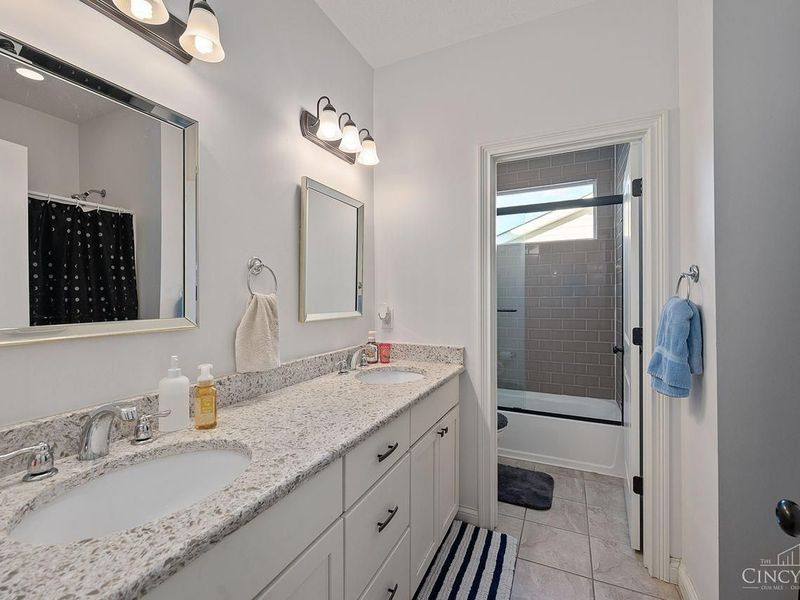 7389 Southside Avenue, Madeira, OH 45243 Photo 19