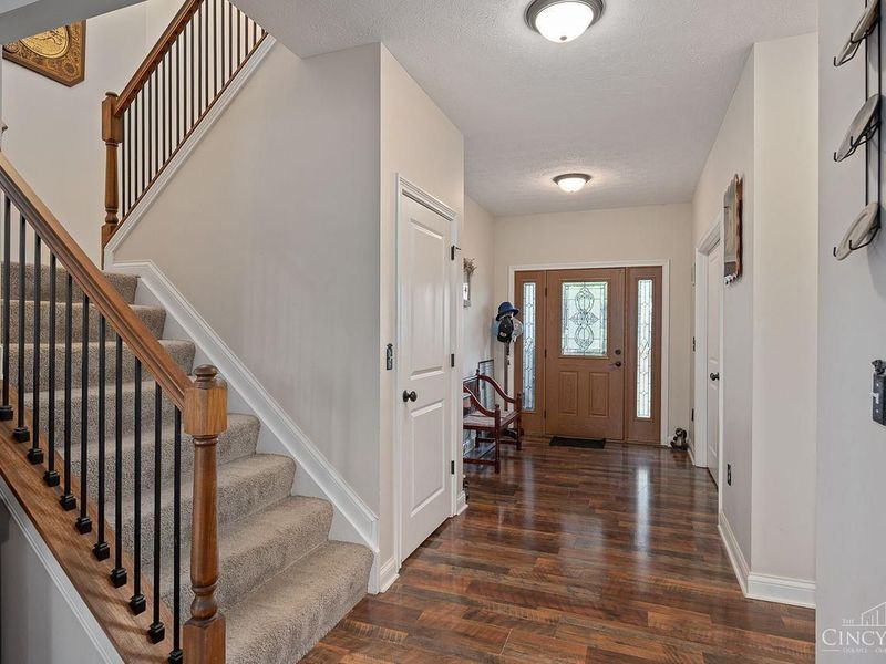 7389 Southside Avenue, Madeira, OH 45243 Photo 4