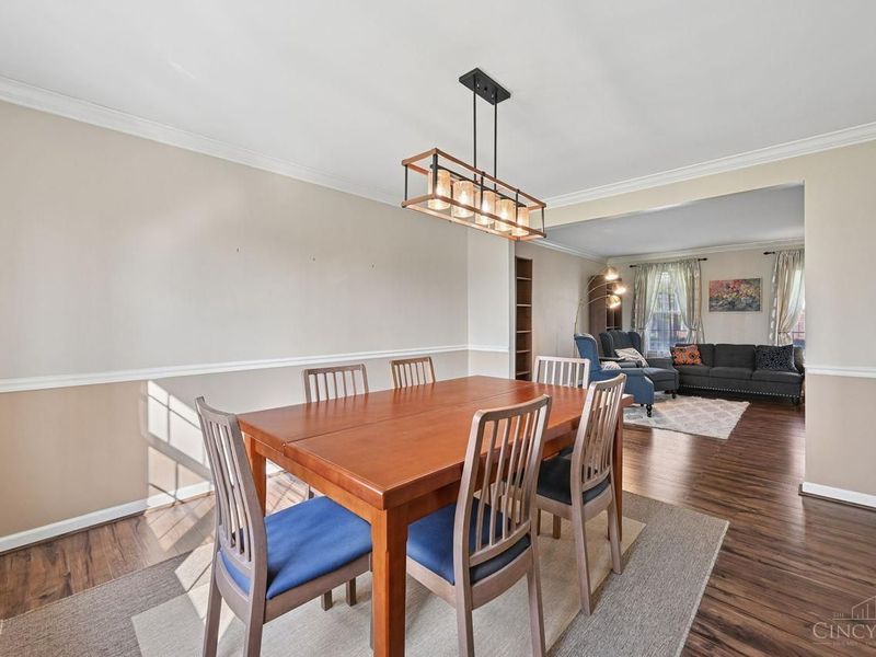 5984 Woodsbend Drive, Miami Twp, OH 45150 Photo 11