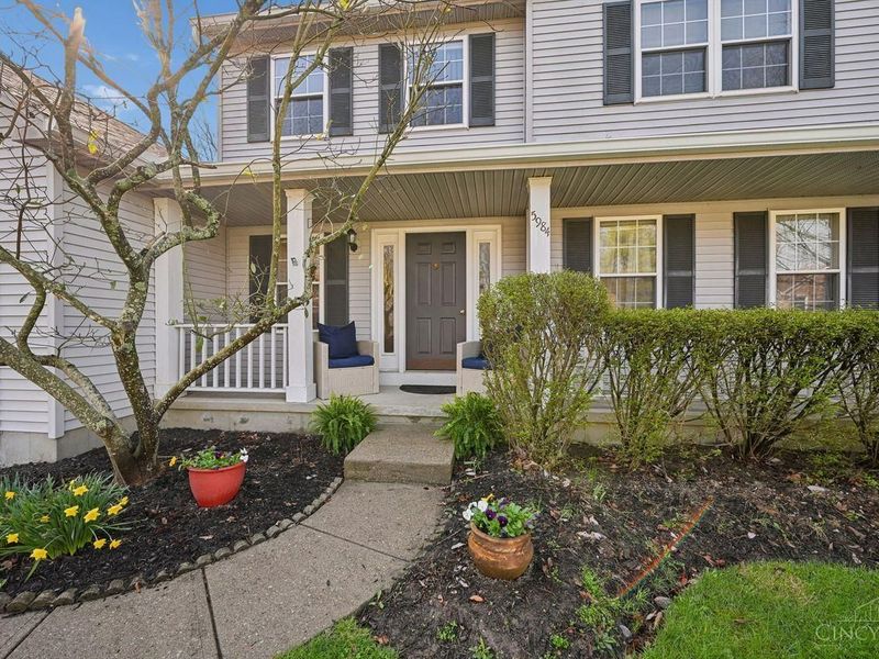 5984 Woodsbend Drive, Miami Twp, OH 45150 Photo 2