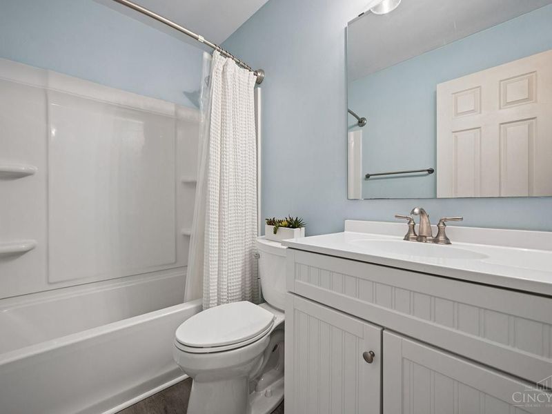 5984 Woodsbend Drive, Miami Twp, OH 45150 Photo 26