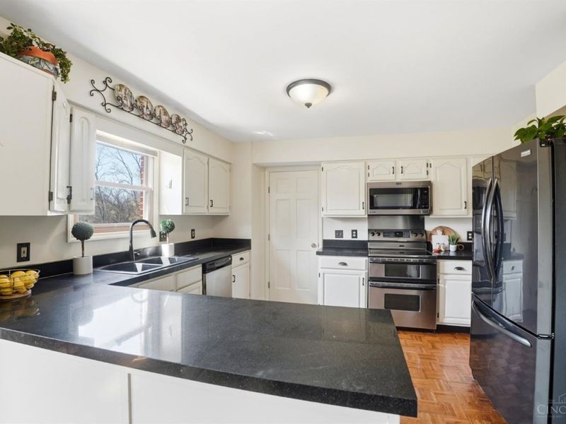 7269 Anderson Woods Drive, Anderson Twp, OH 45244 Photo 12