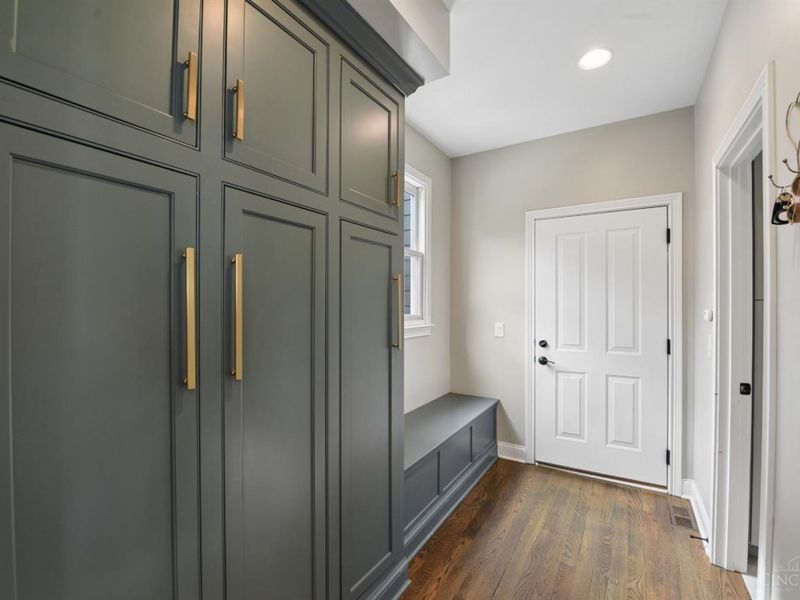 7913 Cooper Road, Montgomery, OH 45242 Photo 12