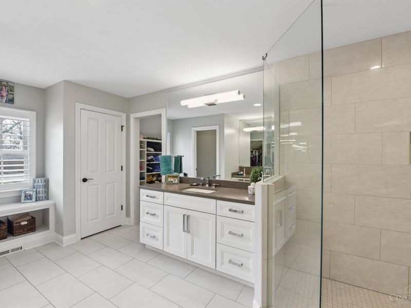 7913 Cooper Road, Montgomery, OH 45242 Photo 18