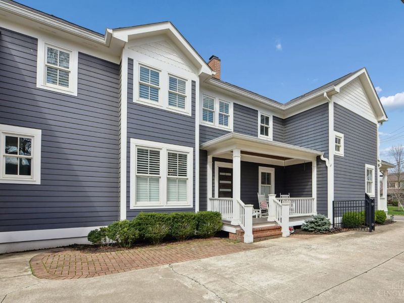 7913 Cooper Road, Montgomery, OH 45242 Photo 2