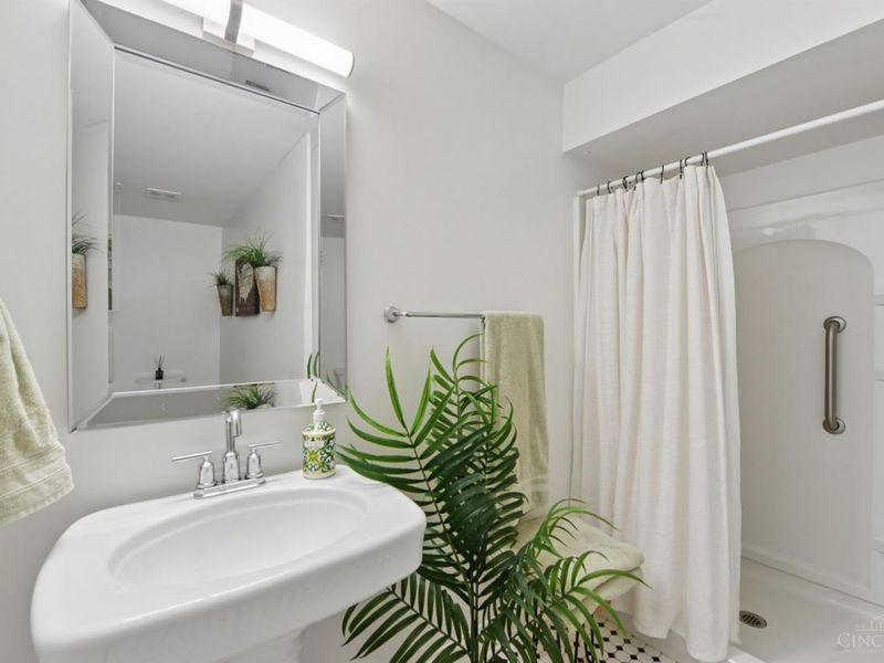 7913 Cooper Road, Montgomery, OH 45242 Photo 35