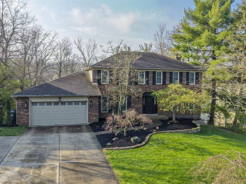 3859 Blackwood Court, Blue Ash, OH 45236 Photo 2