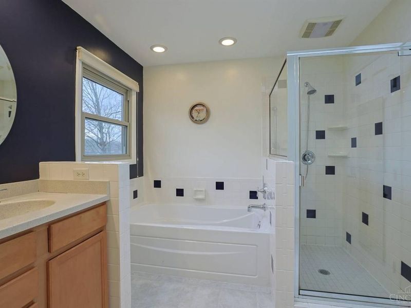 3859 Blackwood Court, Blue Ash, OH 45236 Photo 23