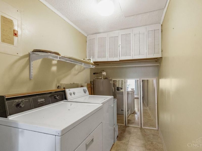 3120 Birchway Drive, Cincinnati, OH 45251 Photo 12