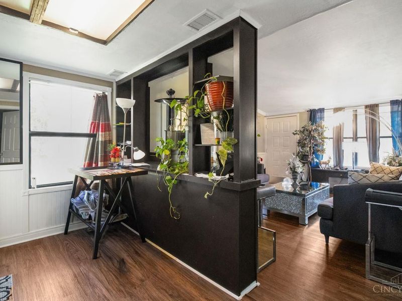 3120 Birchway Drive, Cincinnati, OH 45251 Photo 8