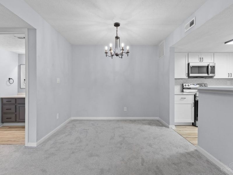 10555 Montgomery Road, Unit 5, Montgomery, OH 45242 Photo 11