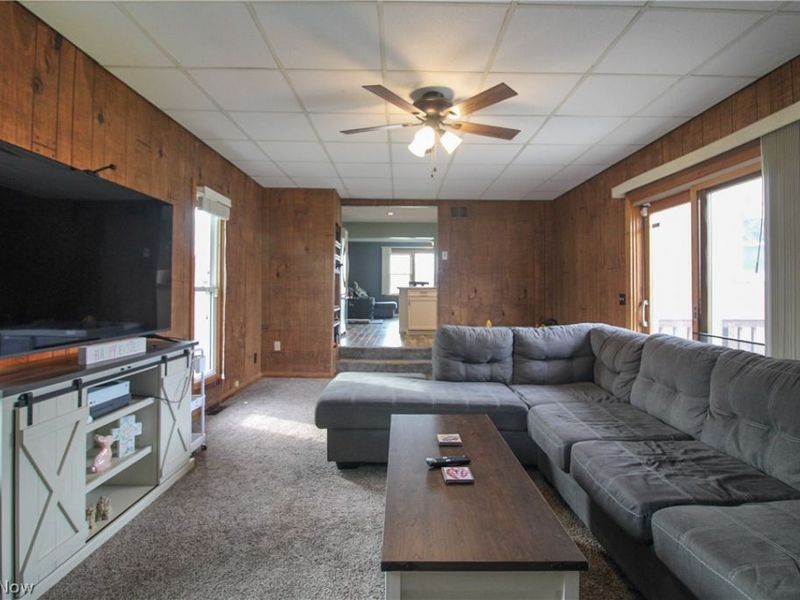 1913 Cloverbrook Drive , Mineral Ridge, OH 44440 Photo 14